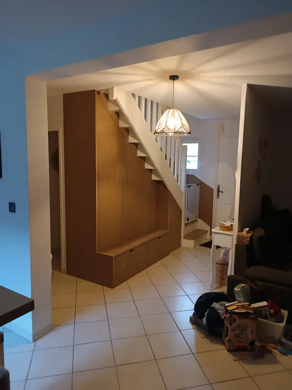 Meuble sur mesure sous escalier, photo 9