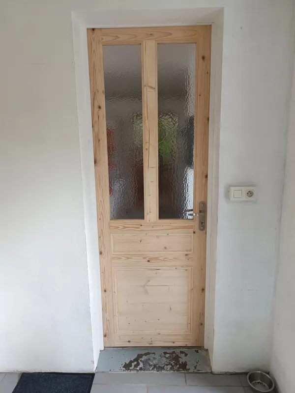 Porte en bois massif, photo 1