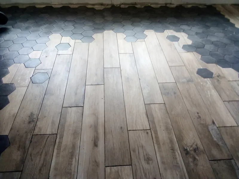 Carrelage bois et hexagones, photo 3