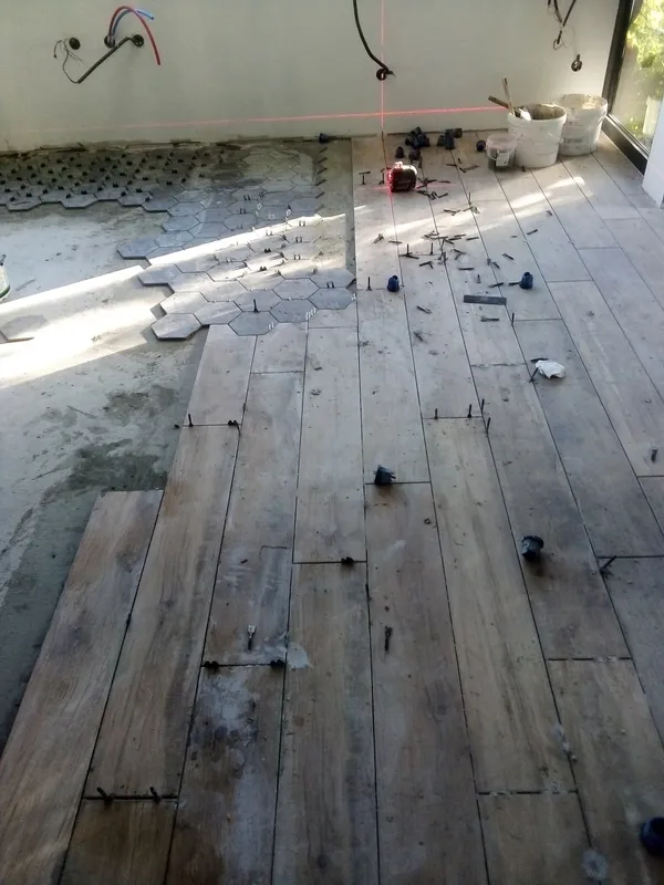 Carrelage bois et hexagones, photo 4