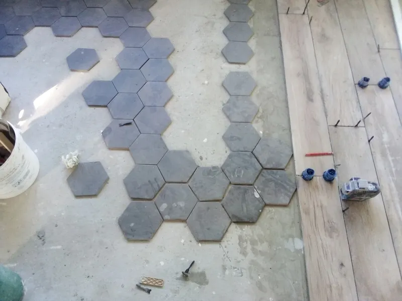 Carrelage bois et hexagones, photo 6