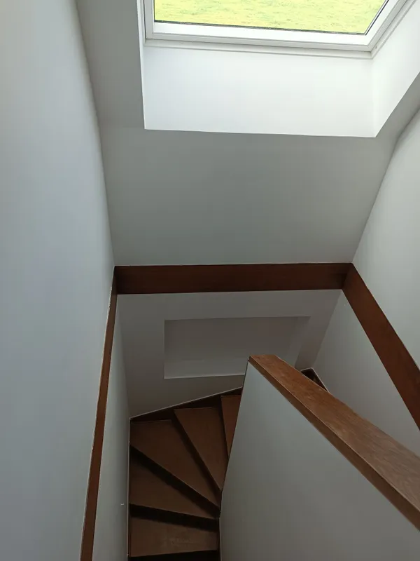 Réparation de mur dans une trémie d'escalier, photo 10