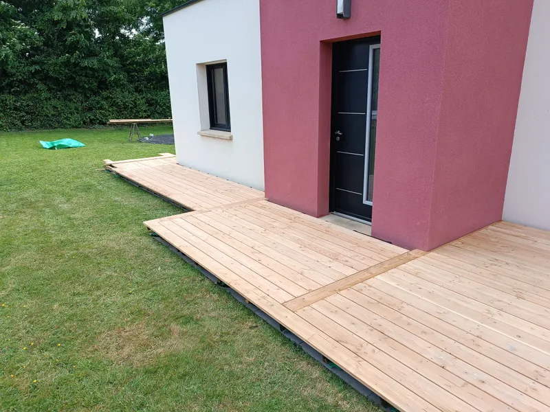 Terrasse en bois sur plots, photo 4
